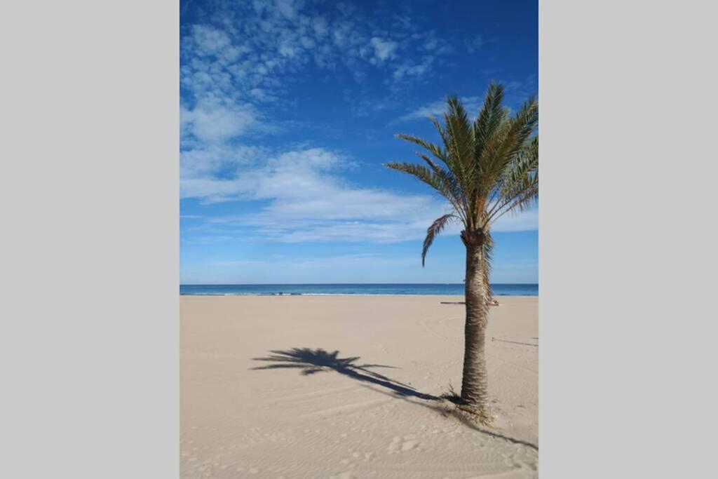 El Alema I. Apartamento De Diseno En Gandia. Apartment Bagian luar foto