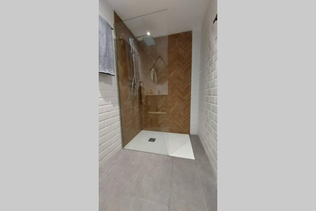 El Alema I. Apartamento De Diseno En Gandia. Apartment Bagian luar foto